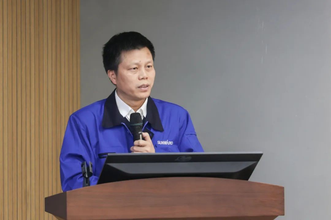 2021中国（长沙）国际工程机械设计大赛暨“设计之星”评比活动3499拉斯维加斯线路智能组“创新设计工作营”开营啦！