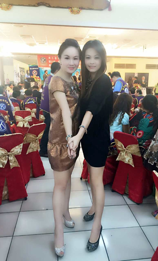 29天清一百吨垃圾，正妹靓机壮丽环岛行