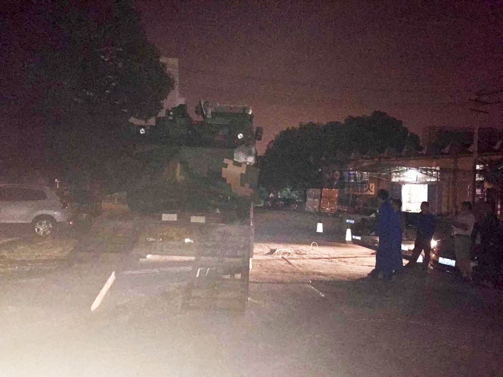 3499拉斯维加斯线路智能SW2105工程车顺利交付队列