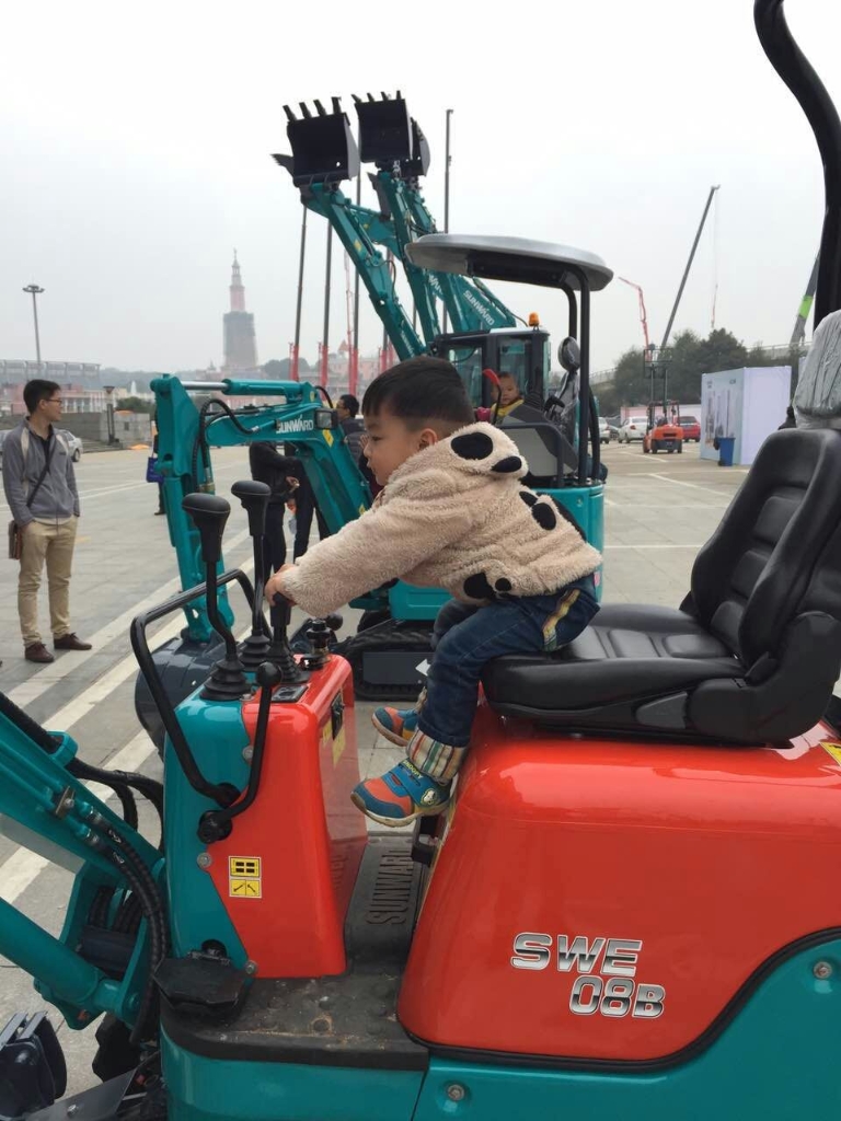 配博会上3499拉斯维加斯线路智能“迷你”设备展精新本色