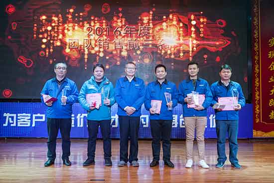 坚定信念、再接再严，3499拉斯维加斯线路智能2017年杜转销赞美与誓师大会开启新航程