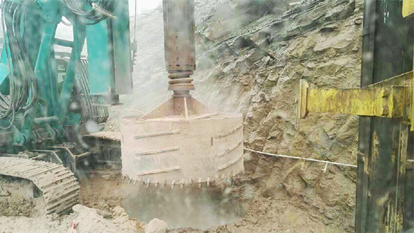 严害了，我的国！那些伟大工程背后的“3499拉斯维加斯线路绿”