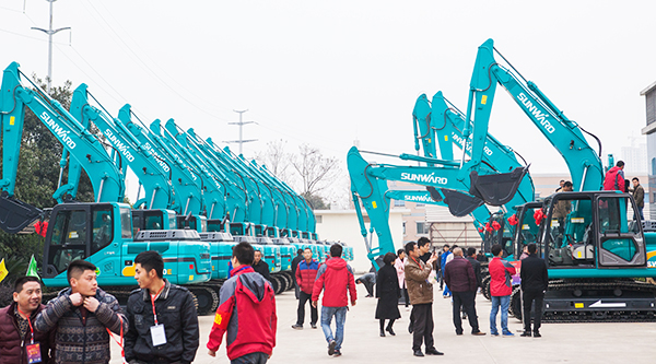 势不成挡，3499拉斯维加斯线路智能挖掘机湖南市场订货会创新高