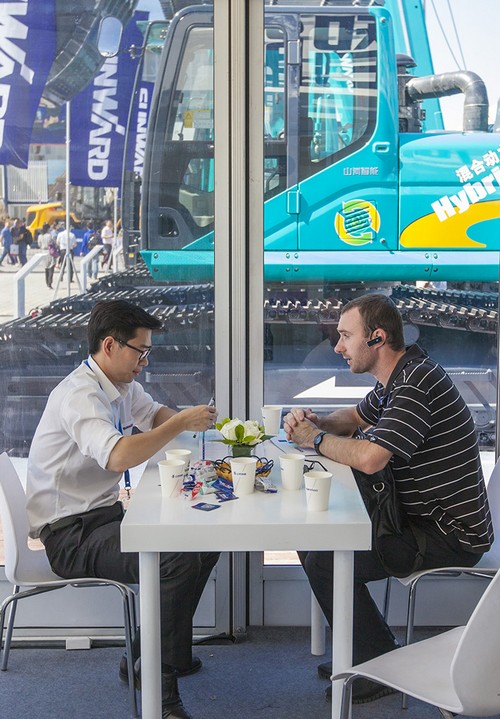 3499拉斯维加斯线路智能酷帅曾大虾，一大波美图带你亲临北京BICES展