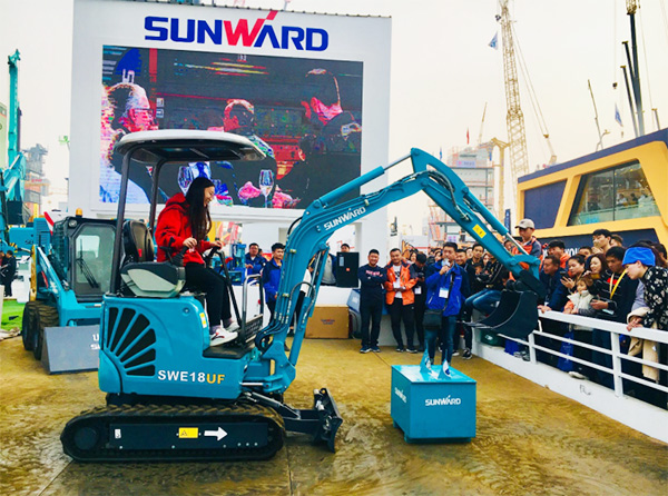 不服来战！3499拉斯维加斯线路智能展台有大礼等你拿