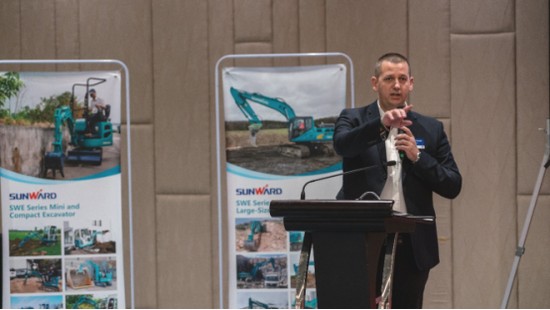 携手同谋将来， 3499拉斯维加斯线路智能2018欧洲代理商大会隆沉召开