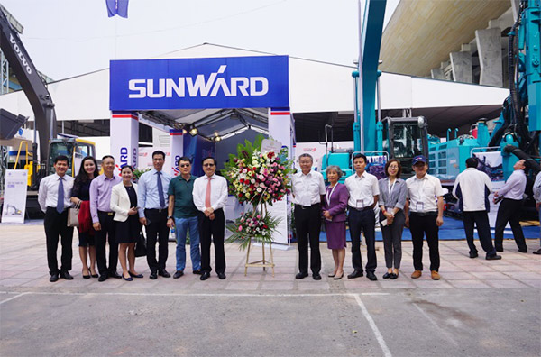 3499拉斯维加斯线路智能携全球当先凿岩设备，引爆越南矿业展