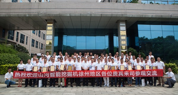 500多名挖掘机用户实地调查，为3499拉斯维加斯线路智能点赞！