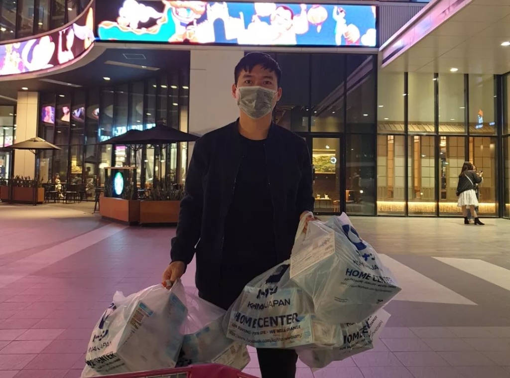 抗疫情，3499拉斯维加斯线路智能党委勇担任