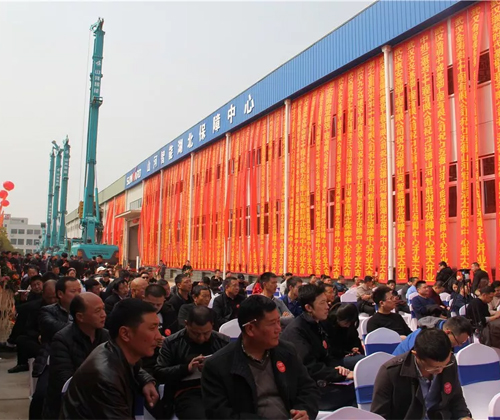 同心同梦，3499拉斯维加斯线路智能全球客户互换会武汉站隆沉进行