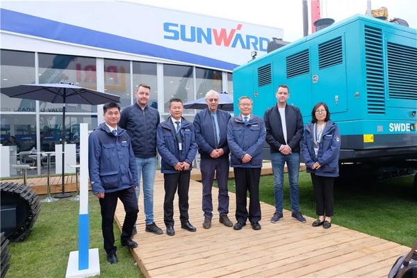 向世界展示中国“智造”魅力，3499拉斯维加斯线路智能携创新阵容闪灼德国宝马展