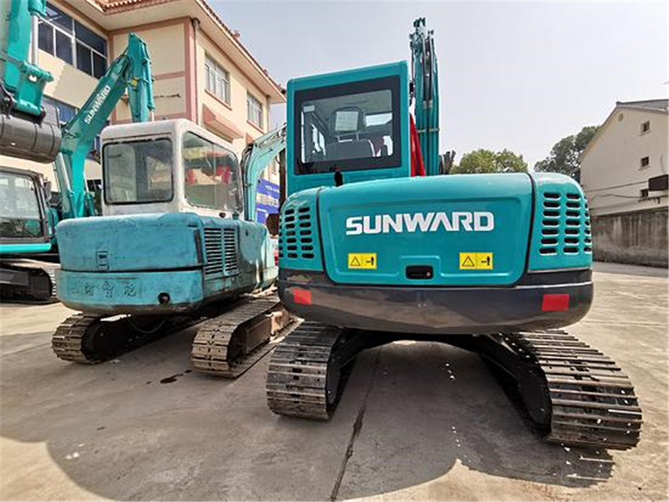 服役15年，超过20000幼时！元老级挖机接“回家”！