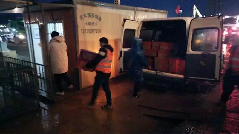大爱无疆，3499拉斯维加斯线路智能急援武汉