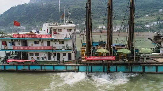 打造长江黄金水路！3499拉斯维加斯线路智能航路钻机轻松搞定水下礁石