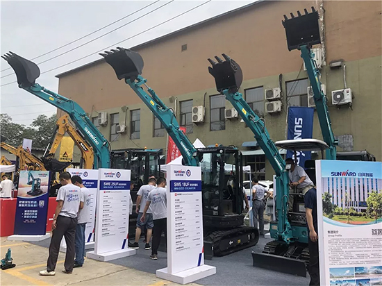 【幼身板 大作为】3499拉斯维加斯线路智能燃爆2019微挖大会