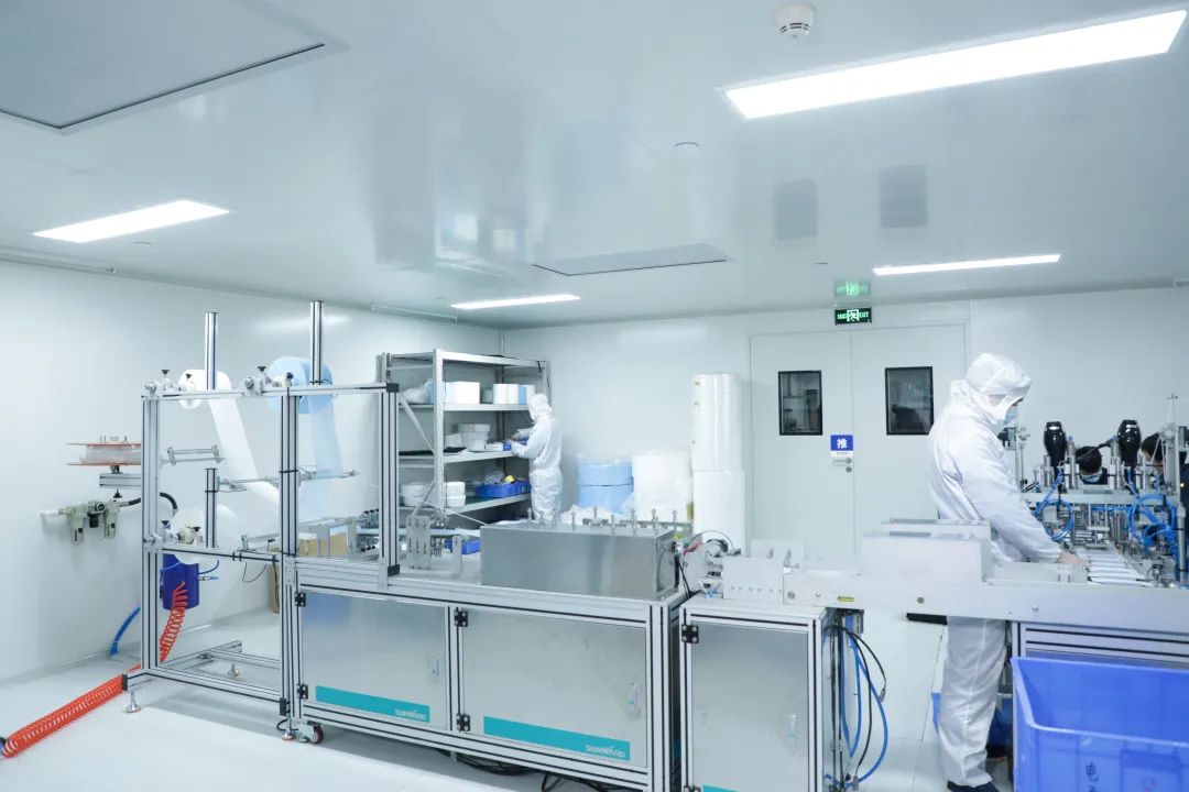 3499拉斯维加斯线路智能首批10万只自产口罩发放客户