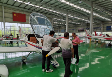 3499拉斯维加斯线路航空第十三期147部SA60L机型培训班圆满毕业