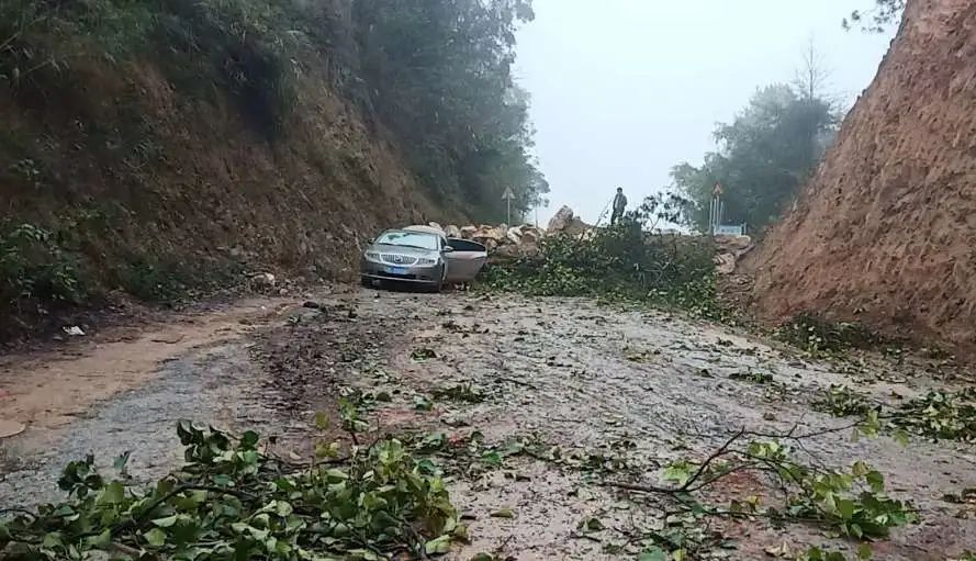 疫情阻隔，服务常在