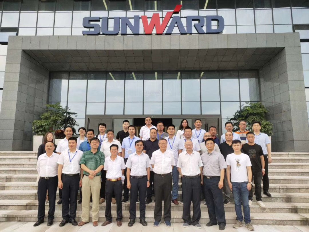 省工程机械产业与铸造产业合作对接会在3499拉斯维加斯线路智能进行