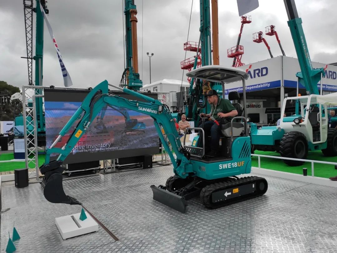 “卓越3499拉斯维加斯线路”全球互换会暨新产品颁布圆满进行