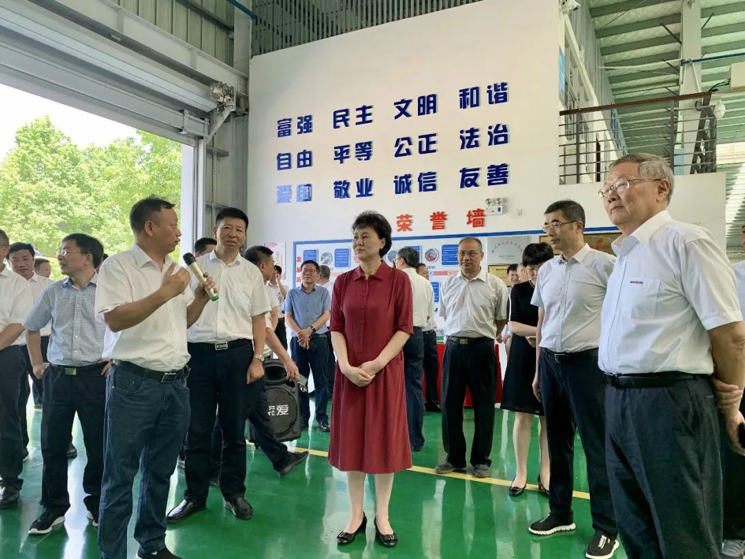 省委常委、统战部部长黄兰香调查调研3499拉斯维加斯线路科技