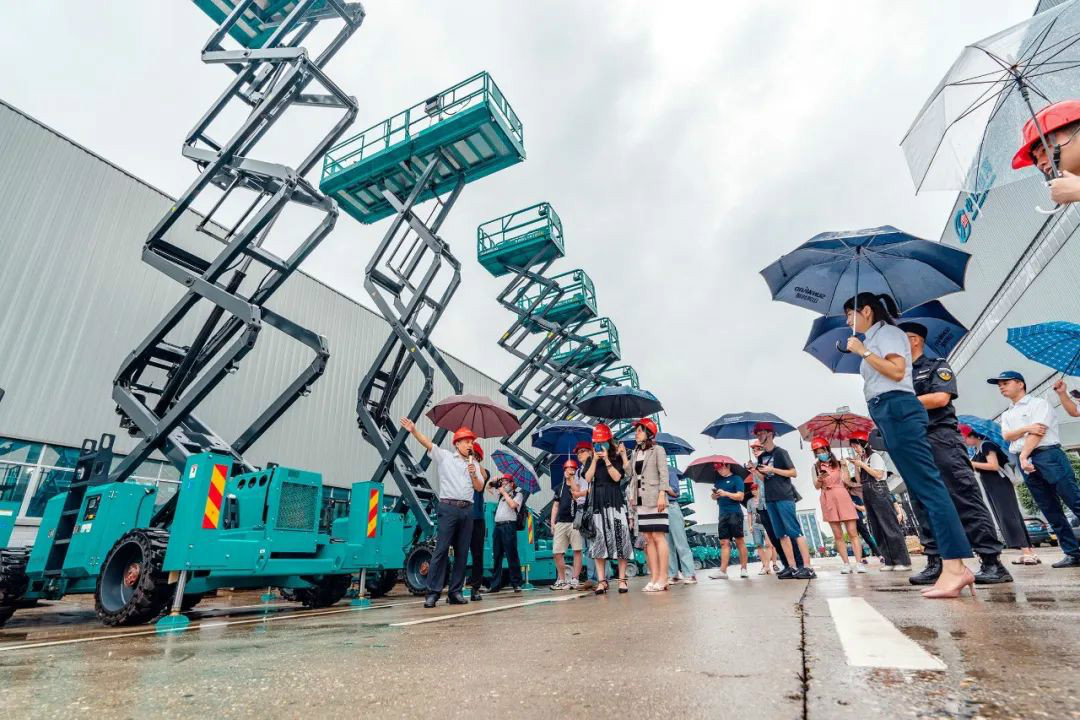 3499拉斯维加斯线路智能数字化出海升级暨结合阿里巴巴国际站线上直播活动圆满进行