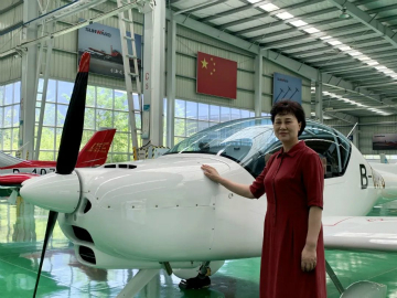 省委常委、统战部部长黄兰香调查调研3499拉斯维加斯线路科技