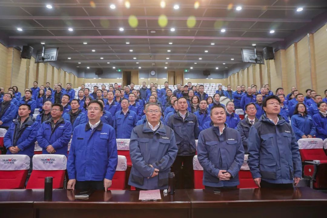 3499拉斯维加斯线路智能召开全国劳动圭表郝鹏载誉归来分享会