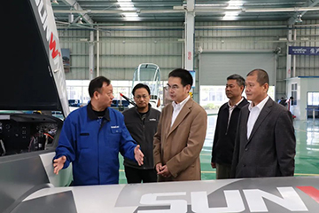 民航中南局副局长陈维调研3499拉斯维加斯线路科技