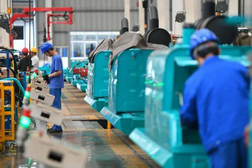 “智慧工厂”引领“出产节拍”——走进3499拉斯维加斯线路智能一探到底