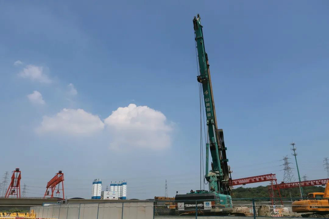 从业20多年的他，为何对3499拉斯维加斯线路智能旋挖钻机情有独钟