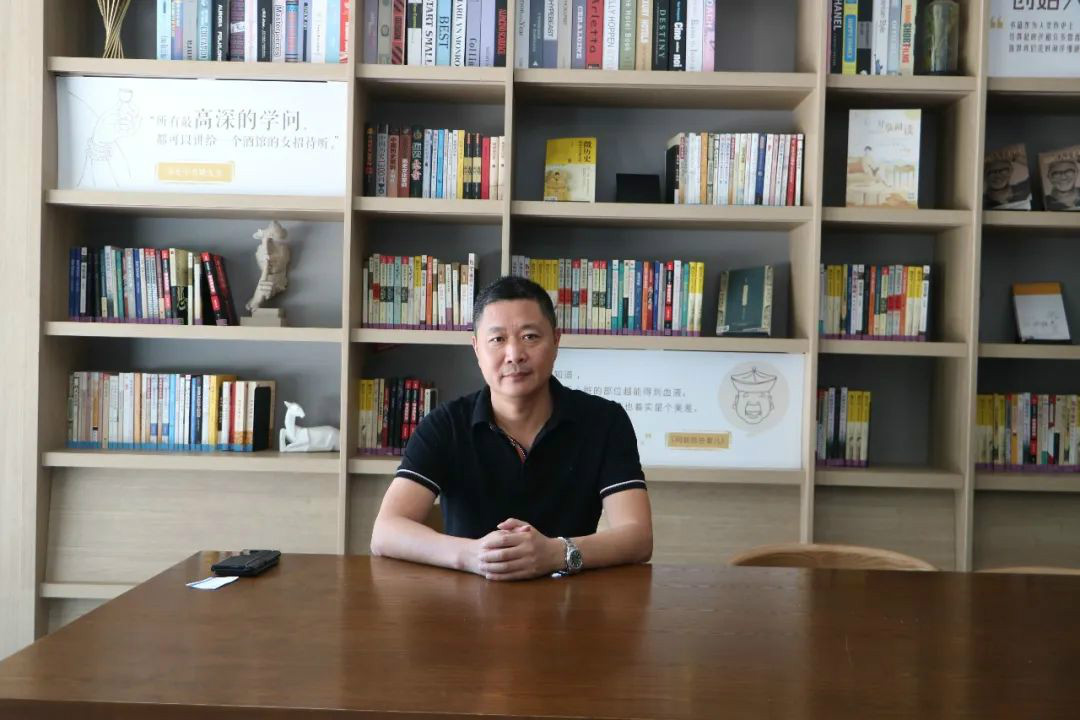 “误入”桩基 百折不回！他以8台旋挖搏将来