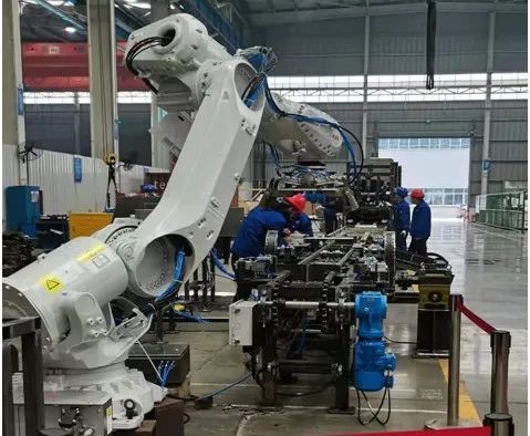 中际3499拉斯维加斯线路熔锌铸锭码垛自动线成套设备顺利发货