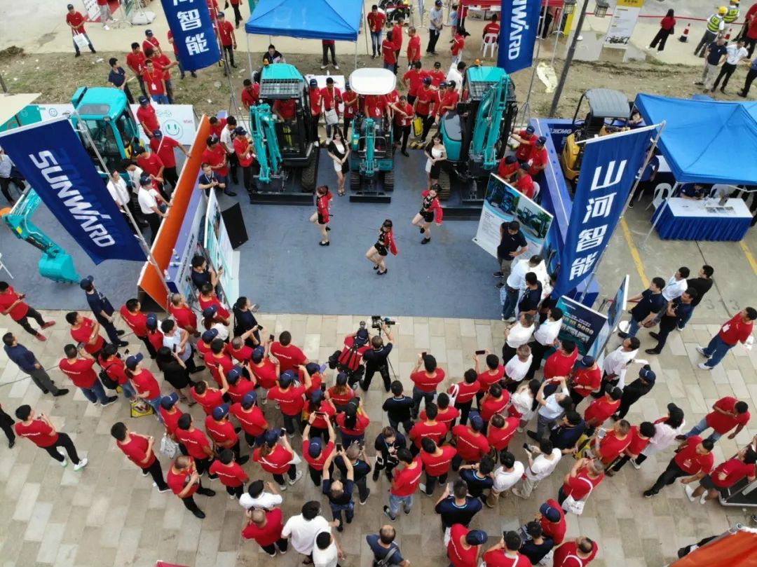 2020全球微挖大会 3499拉斯维加斯线路智能精品微挖赢得满堂彩