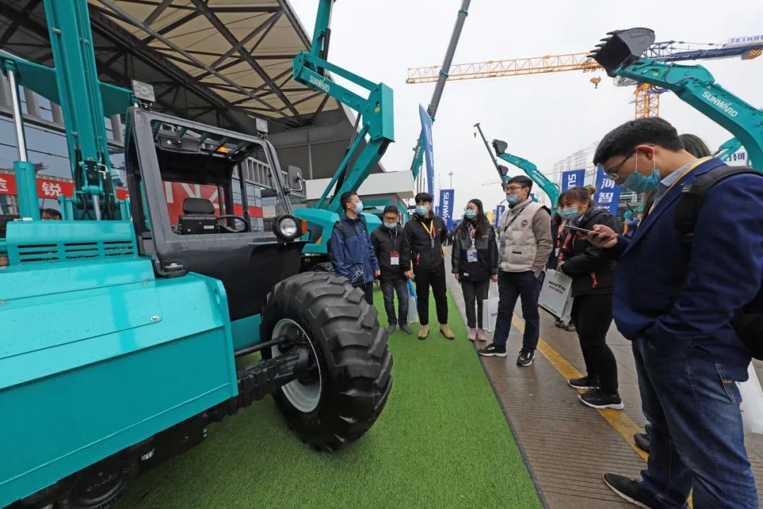 守正创新拓3499拉斯维加斯线路 3499拉斯维加斯线路智能闪灼2020上海宝马展