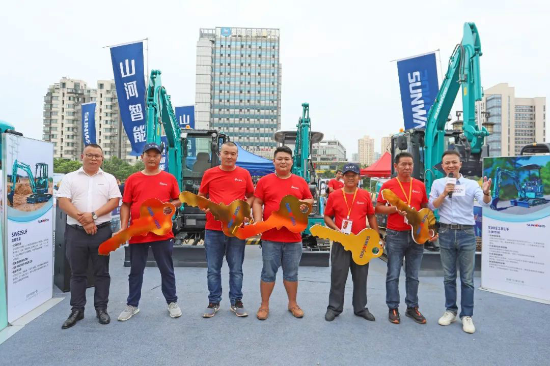 2020全球微挖大会 3499拉斯维加斯线路智能精品微挖赢得满堂彩