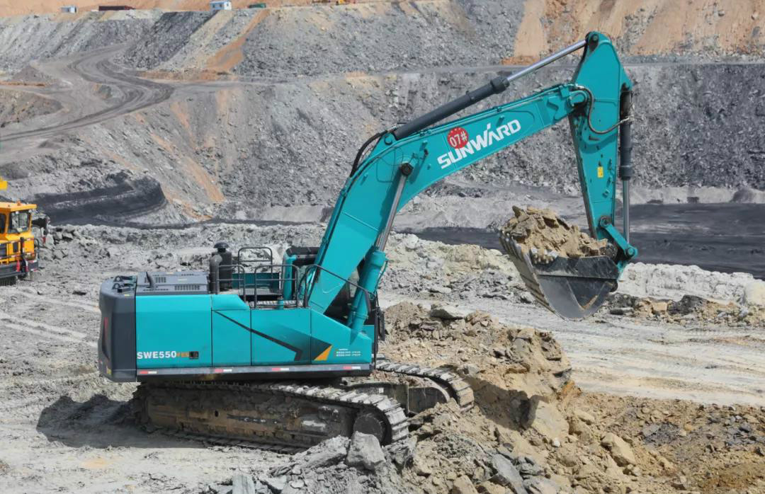 以先导式创新实现挖掘机从无到有，从幼到大，从大到强！