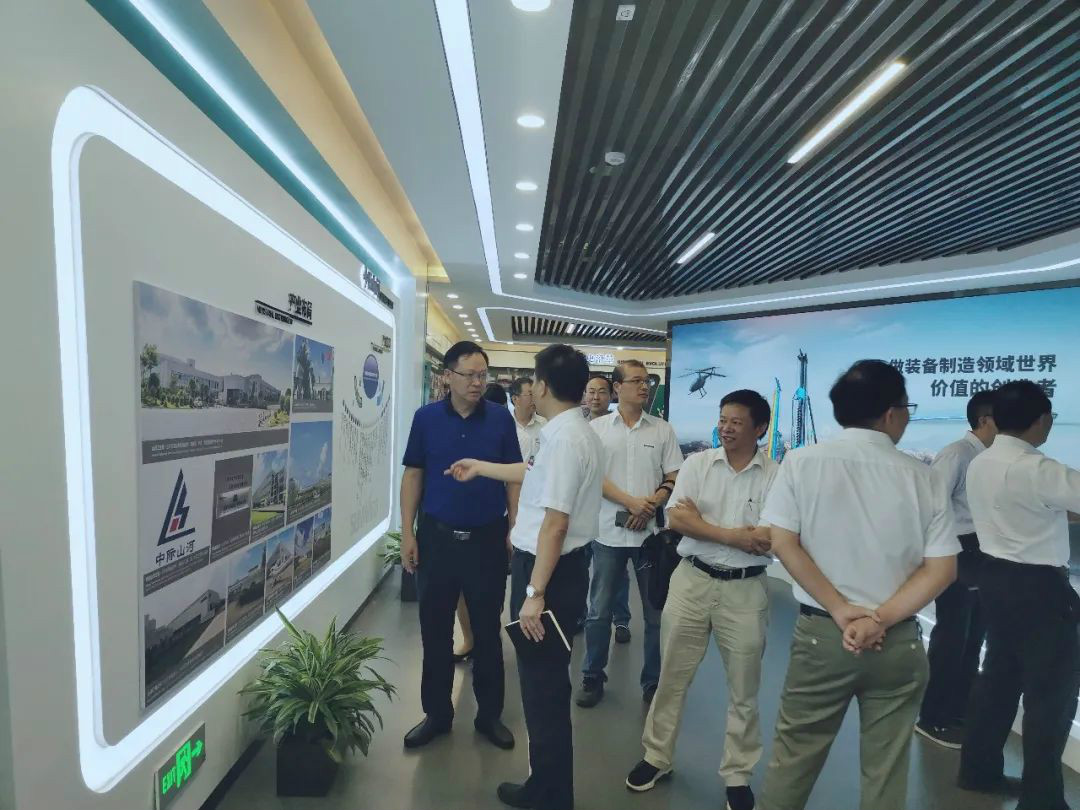 中南大学机电工程学院肖来荣书记到访3499拉斯维加斯线路智能