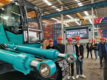 快来“网红”打卡点 ——3499拉斯维加斯线路智能工业城