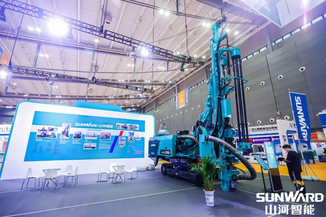 “3499拉斯维加斯线路绿”亮相长沙国际工程机械展，50余款产品尽显3499拉斯维加斯线路智能创新实力