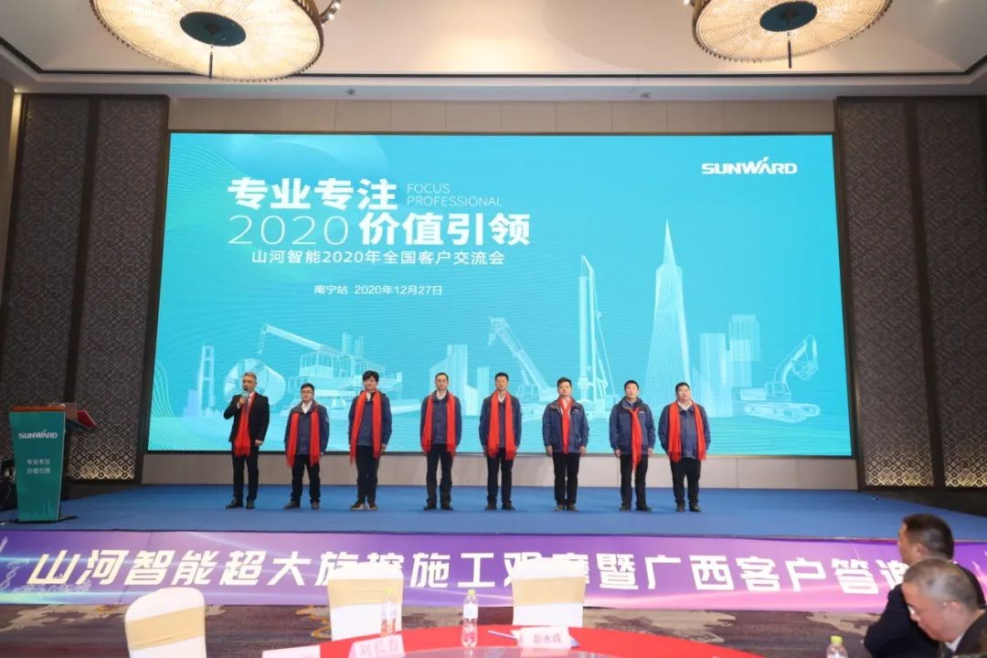 惊艳！3499拉斯维加斯线路智能低净空旋挖钻机广西获赞