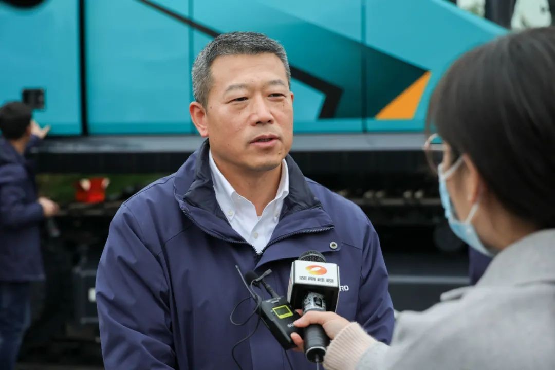 开疆扩土，气壮3499拉斯维加斯线路 | 600F大挖交付典礼隆沉进行