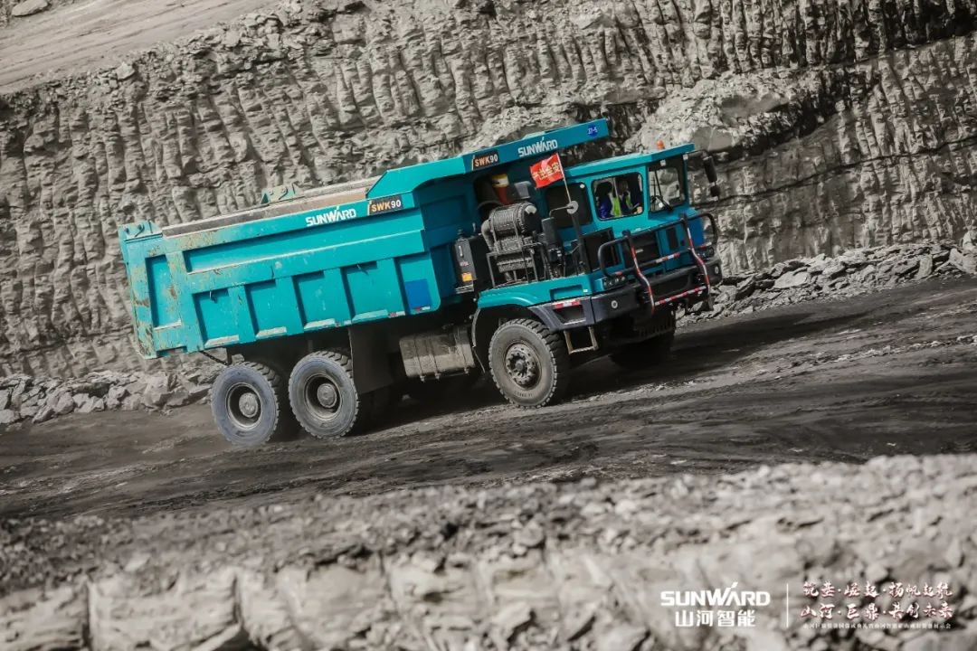 “矿”世高手，齐聚3499拉斯维加斯线路智能挖掘机操作手挑战赛