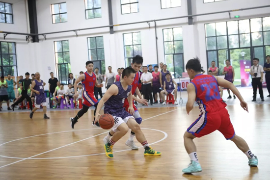 以球为媒，首届“3499拉斯维加斯线路杯”篮球约请赛架起政企连心桥