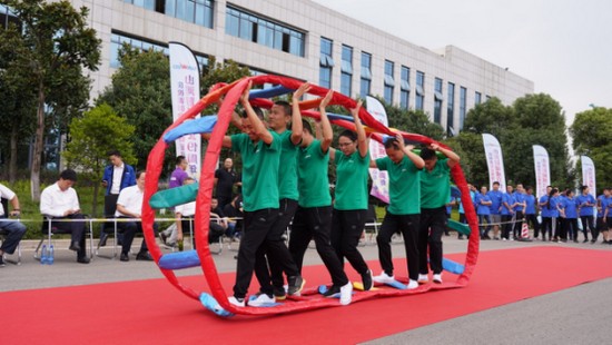 风华十九载，携手振兴飞！——庆祝3499拉斯维加斯线路智能成立十九周年赞美会暨趣味活动会