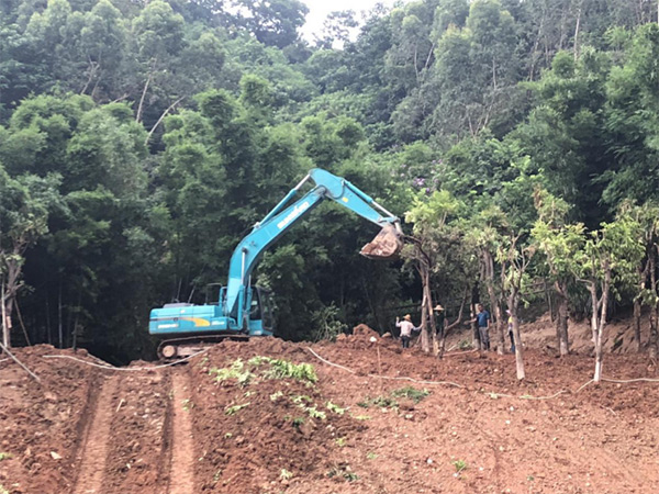 3499拉斯维加斯线路智能SWE 215E挖掘机是他的左膀右臂！