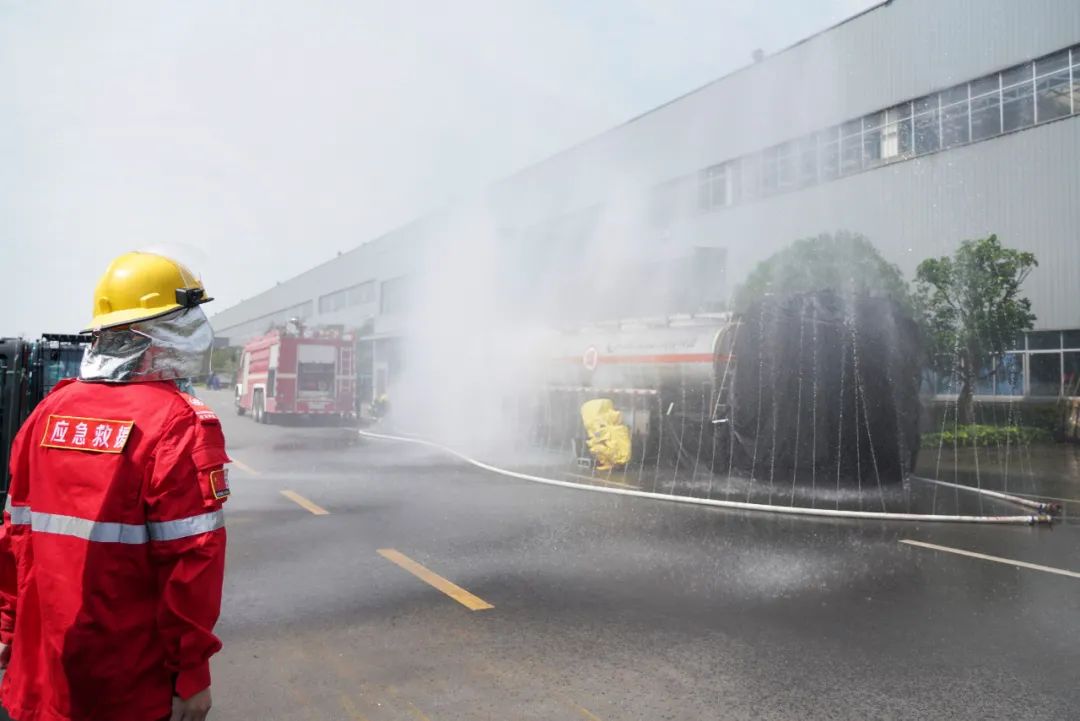 实战演练砺精兵——2021年长沙市工贸企业危险化学品综合应急演练在3499拉斯维加斯线路智能进行