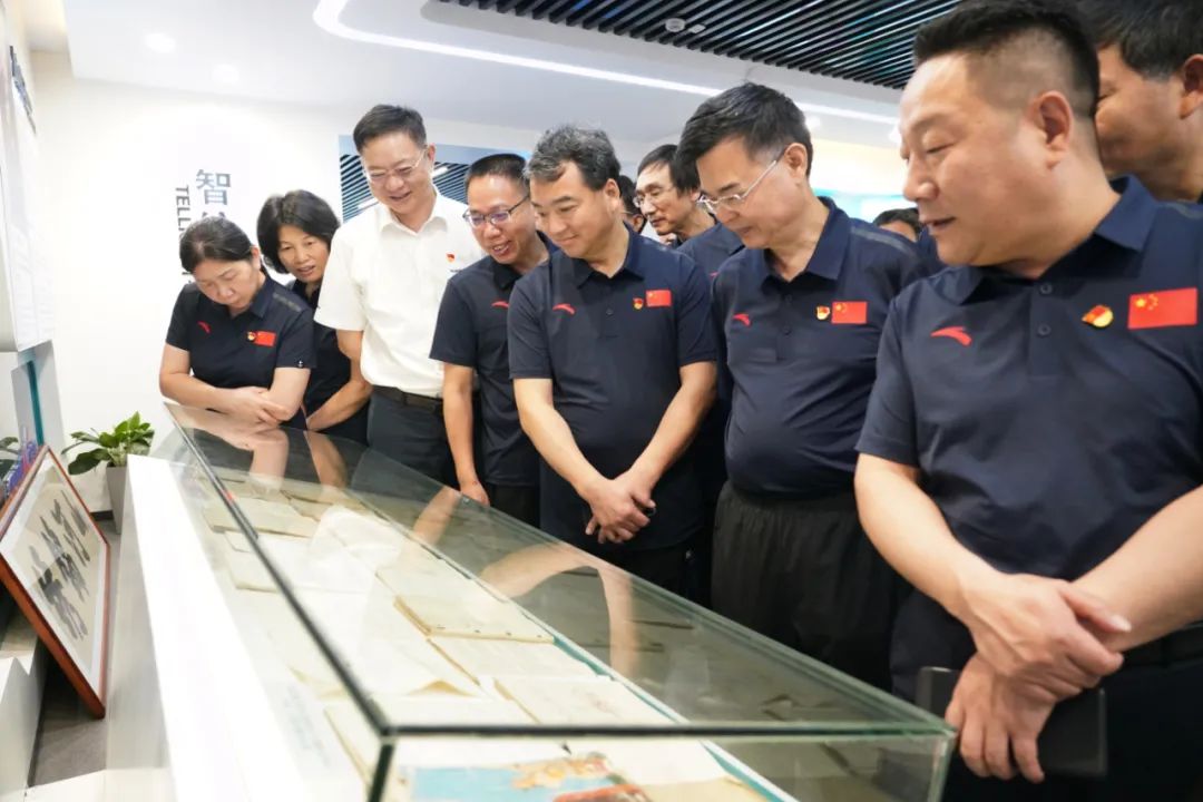 湖南省委党校厅干班赴3499拉斯维加斯线路智能发展示场讲授活动