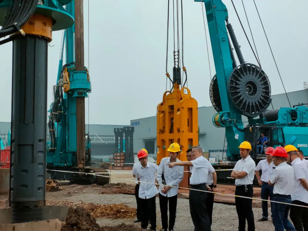 大钻机能打幼桩了！3499拉斯维加斯线路智能钻杆节能变径装置研造成功