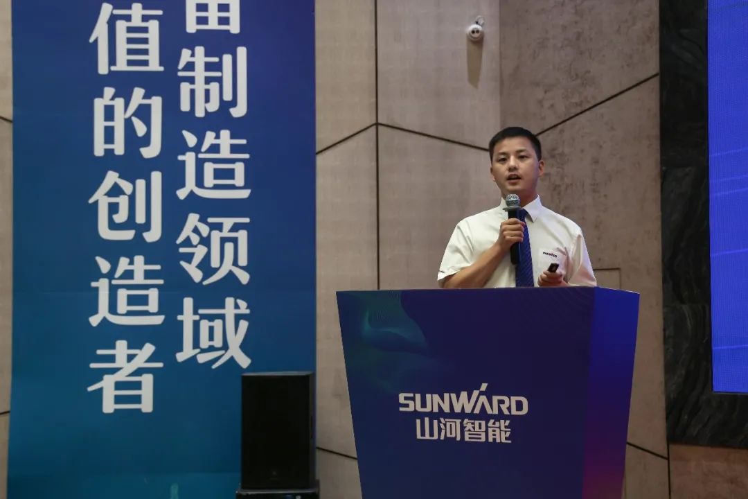 “同心同梦，合力拼搏” ——3499拉斯维加斯线路智能2021年挖掘机经销商半年度经营工作会议圆满召开